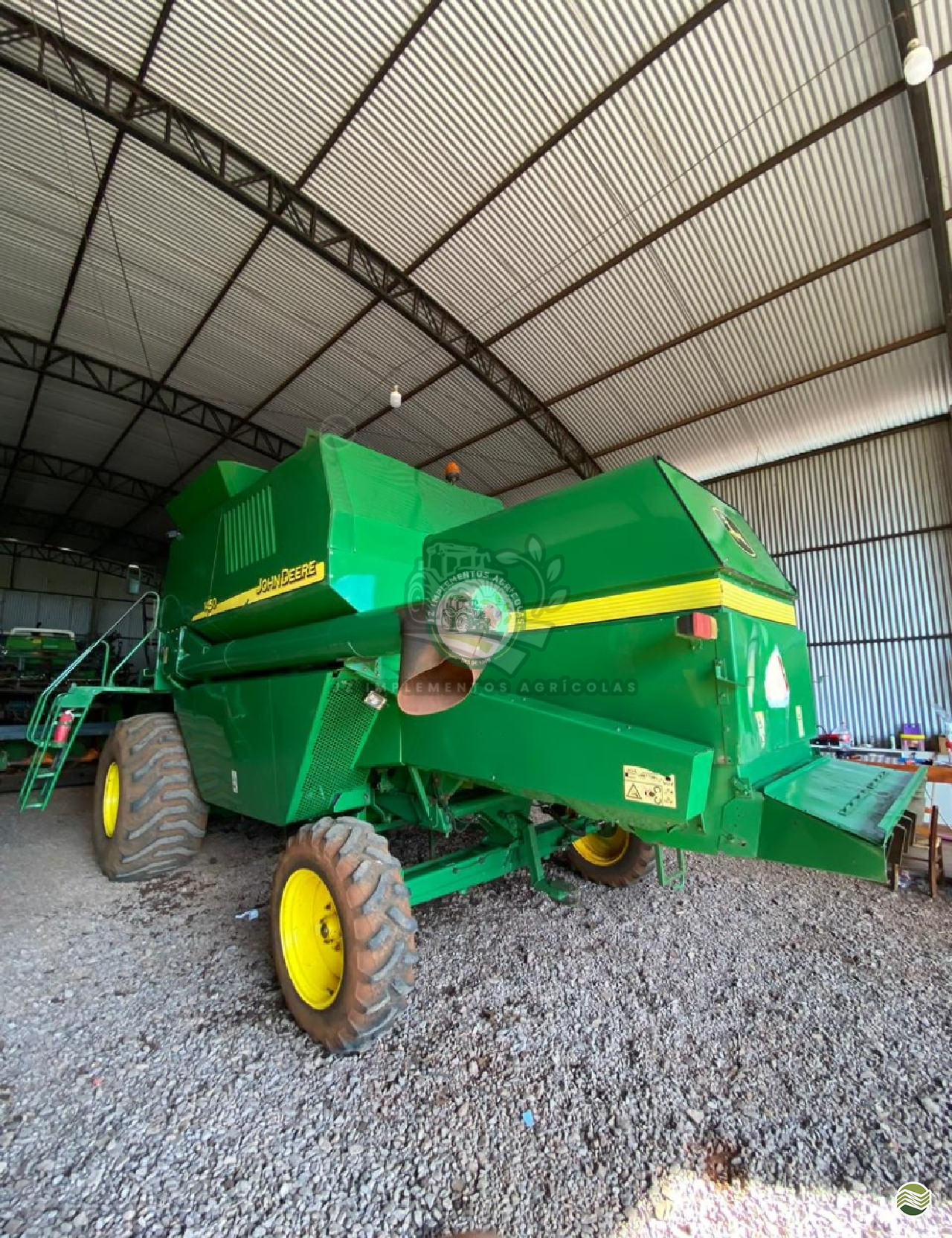 COLHEITADEIRA JOHN DEERE JOHN DEERE 1450 JZ Implementos Agrícolas TOLEDO PARANÁ PR